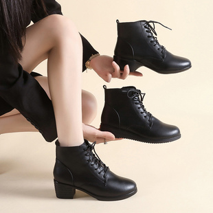 2025秋冬季鬼步舞广场舞软底运动舞蹈鞋女中老年真皮防滑新款跳舞