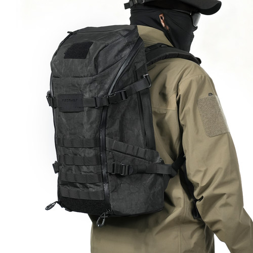 逐鹿机能户外双肩登山健身电脑包