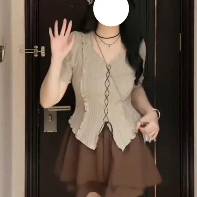 不规则绑带短袖T恤女2025新款夏季大码胖mm修身显瘦v领甜辣小上衣