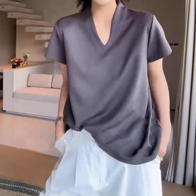 胖MM大码女装微胖简约时尚纯色上衣2025新款欧货宽松V领短袖T恤女