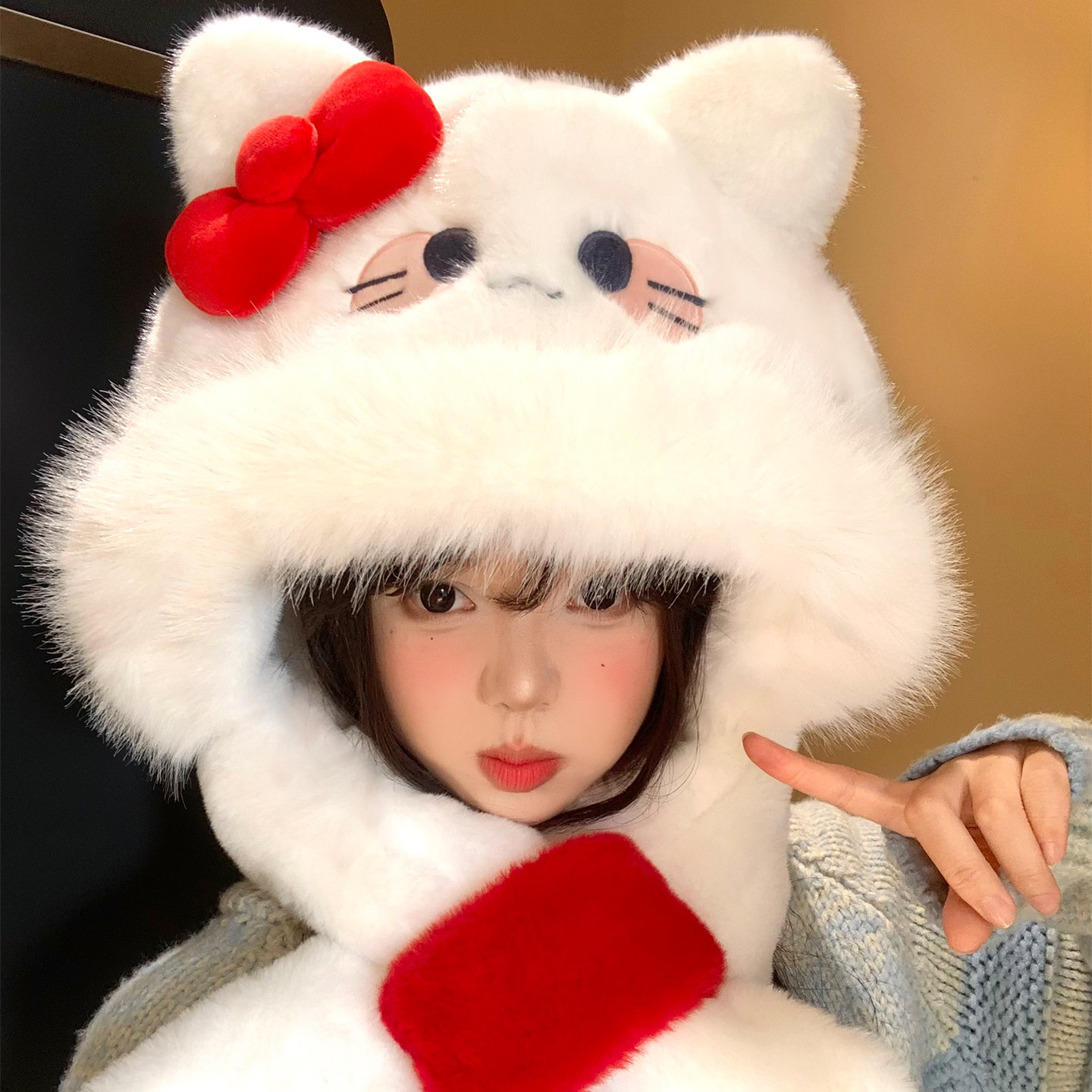 可爱Kitty猫咪毛绒帽子围巾一体