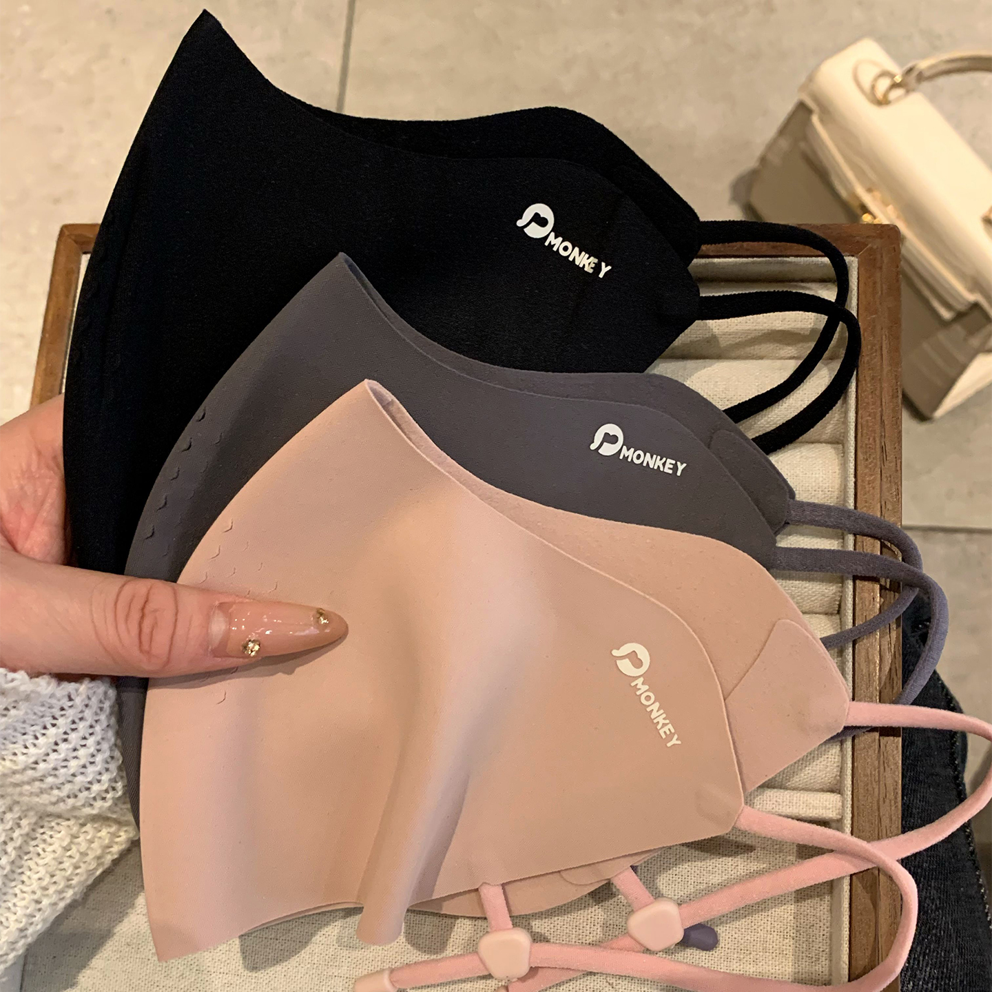 立体保暖无痕口罩女冬季高颜值