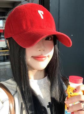 红色棒球帽女新款韩版百搭大头围深顶鸭舌帽宽帽檐大脸显脸小帽子