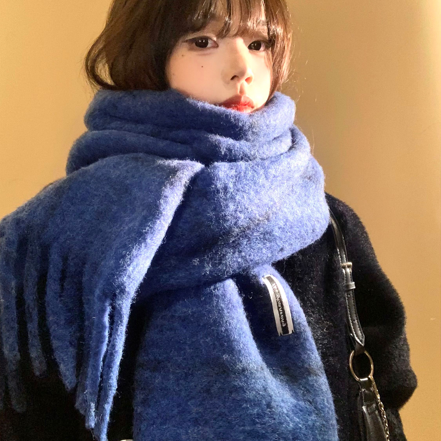 蓝色马海毛格子围巾女秋冬季韩系