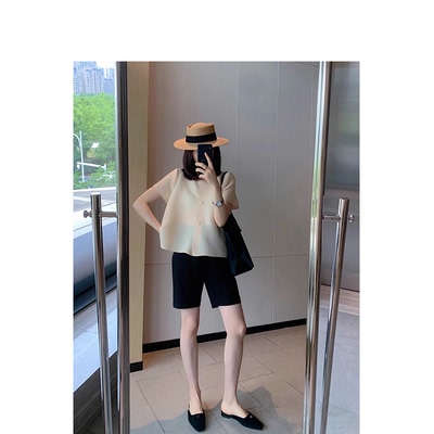 三宅新款褶皱圆领显瘦T恤夏季宽松百搭短袖小众设计感衬衫上衣女