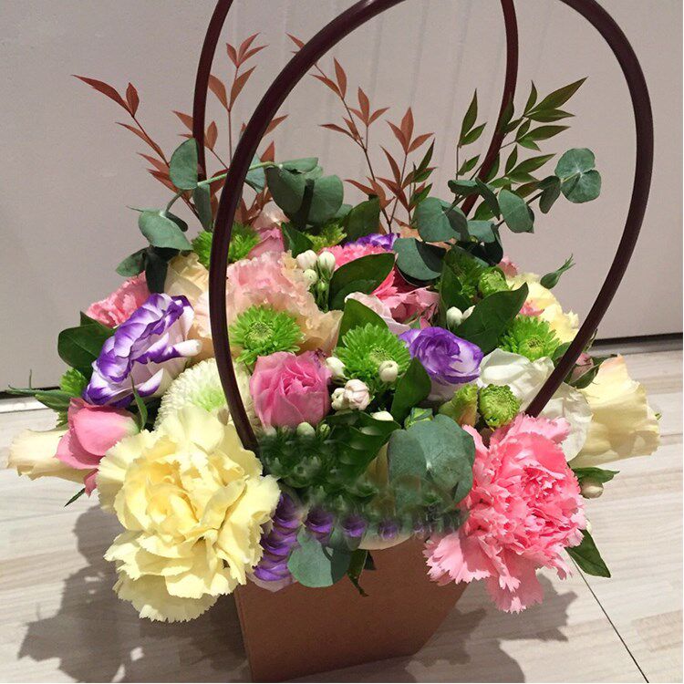 韩式复古手提花篮纸质材料包装礼盒鲜花插花花艺课绿植摆设花店|msdalam kategori penghantaran bunga/bunga simulasi/tumbuhan berkebun, DIY bunga tiruan bahan, 花艺包装, 花艺包装盒 - dari Buy2taobao.com untuk memberikan perkhidmatan ejen Taobao profesional membeli