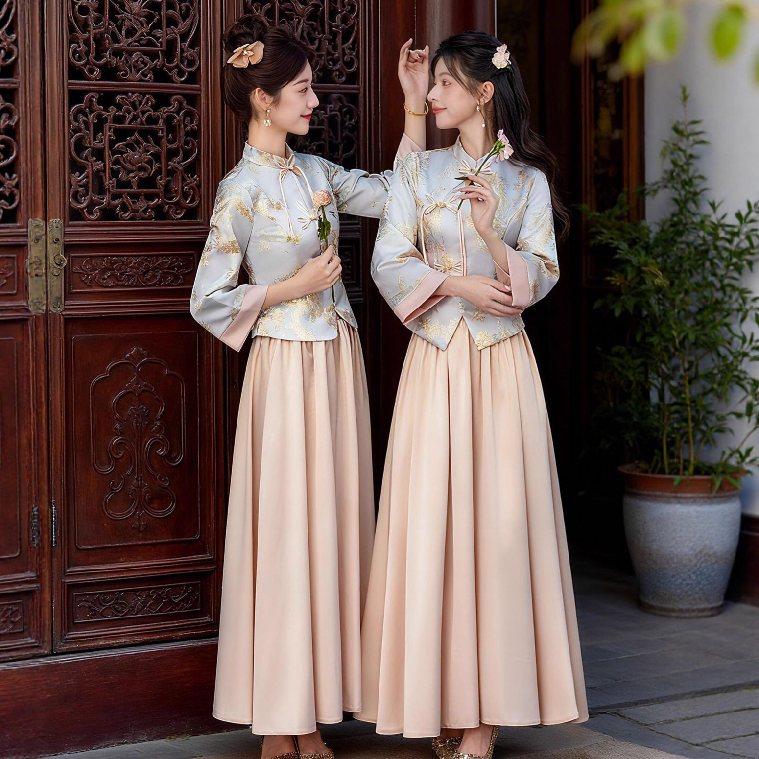 中式伴娘礼服姐妹裙姐妹团新款小众旗袍高级缎面粉色平时可穿