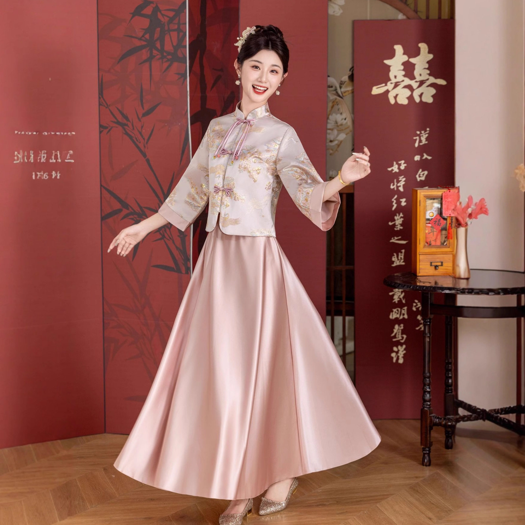 新中式伴娘服秀禾服套装婚礼姐妹礼服裙国风敬酒服伴娘裙秋冬长袖