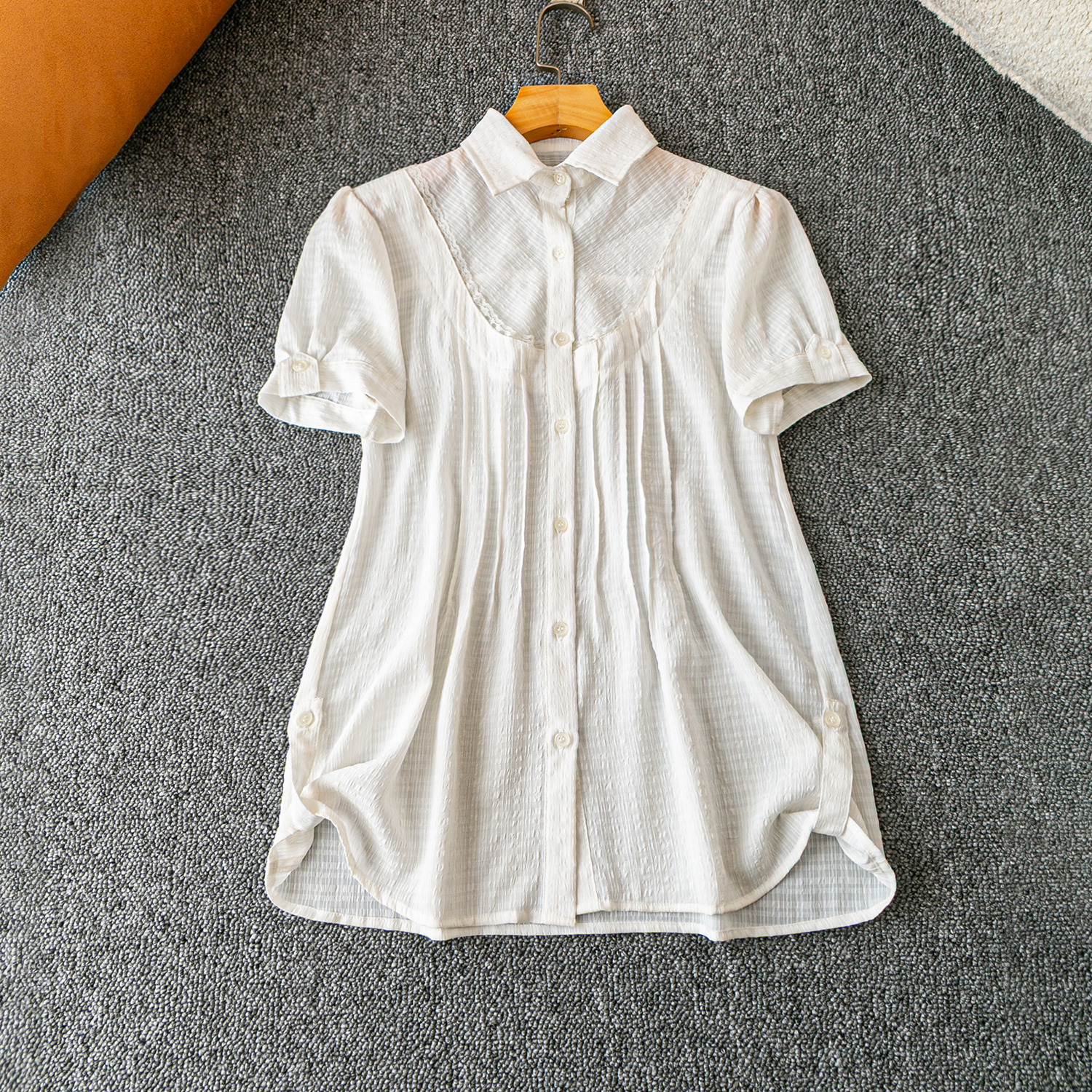 通勤百搭翻领短袖单排扣衬衫