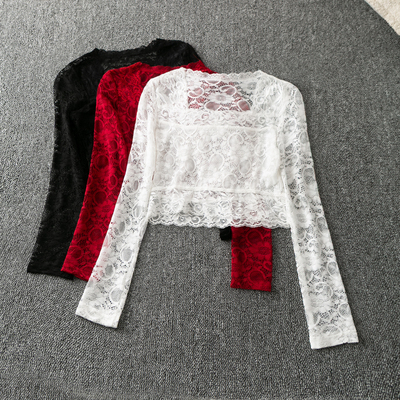 短款方领长袖套头蕾丝上衣