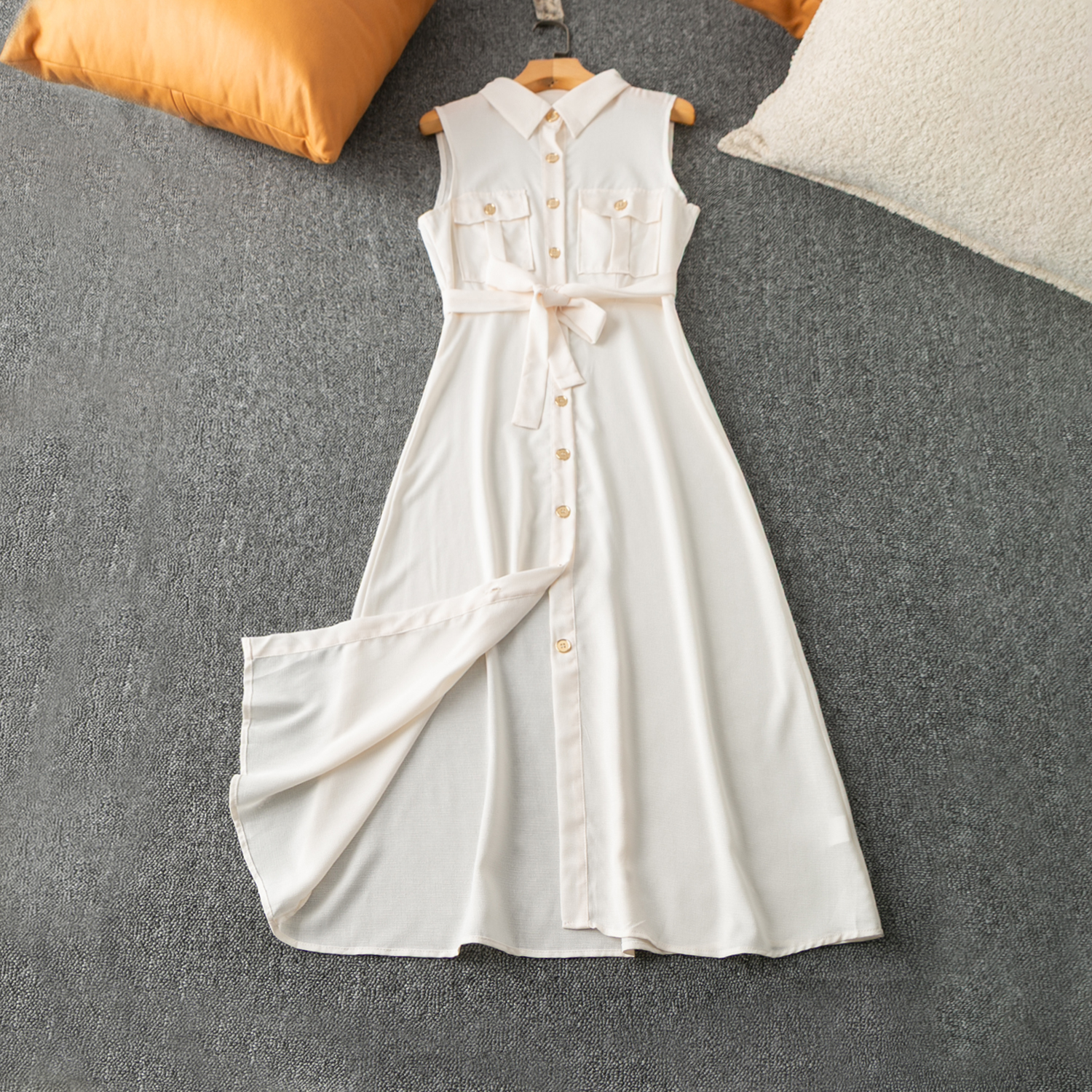 时尚翻领无袖单排扣开衫连衣裙