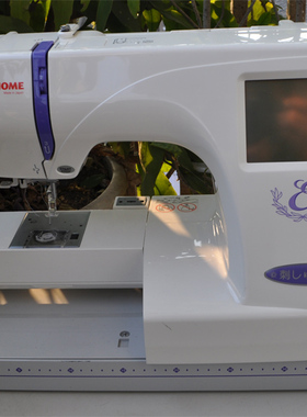 真善美刺绣名机BERNINA智能职业绣花机行业马车 精细绣花机送软件