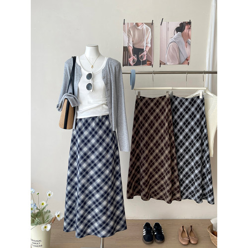 日韩复古格纹冰丝鱼尾A字长裙子