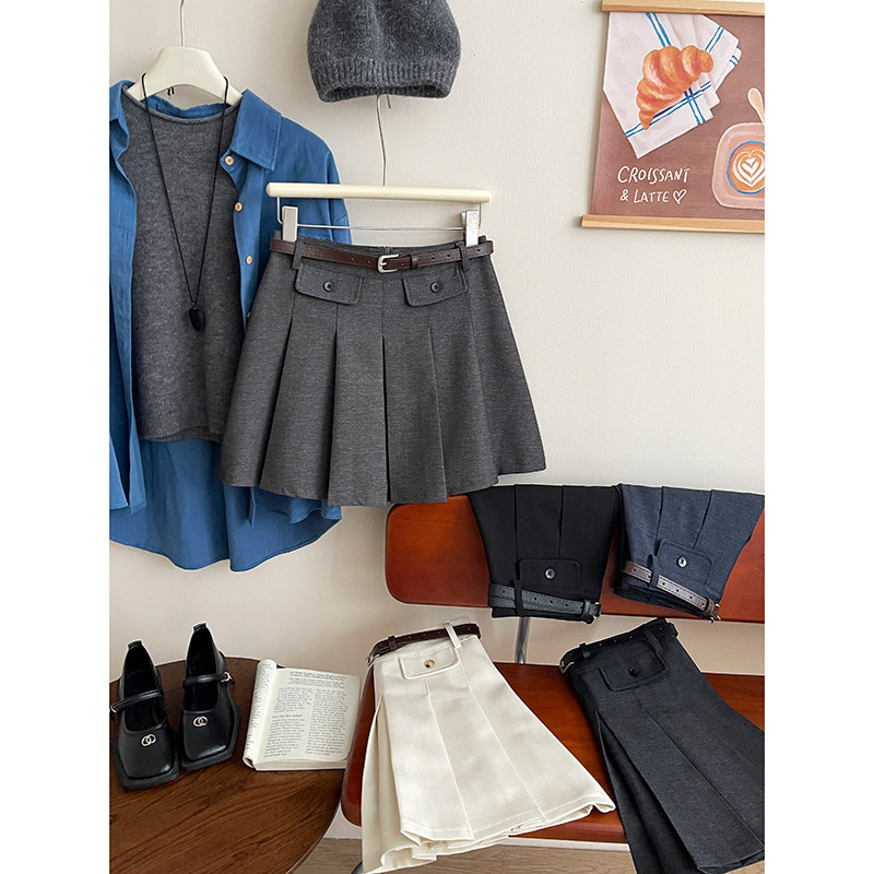 显瘦百搭简约博主洋气质设计短裙