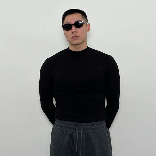 Roast lucky半高领弹力修身打底衫长袖男款纯色健身运动内搭T恤