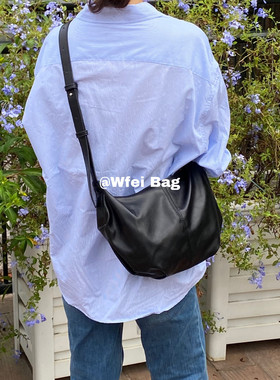 Wfei大容量通勤斜挎饺子包女百搭高级感软皮托特包小众设计单肩包