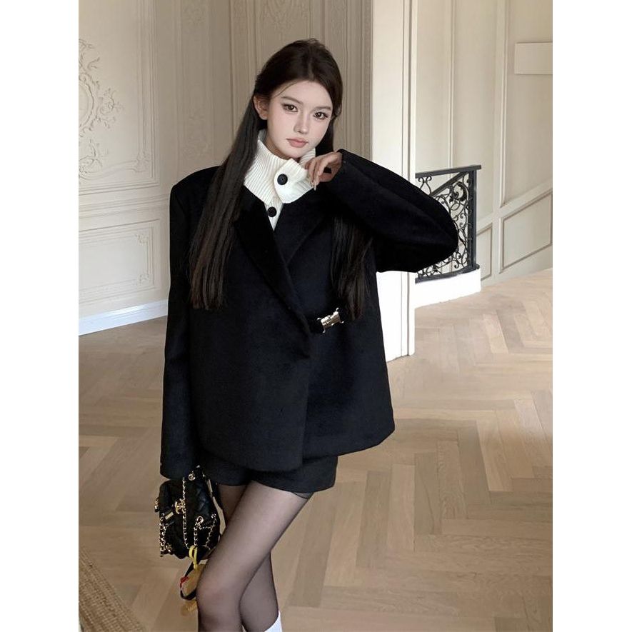 矜贵千金 黑色加厚毛呢西装套装秋冬高腰短裤两件套不含白色围脖