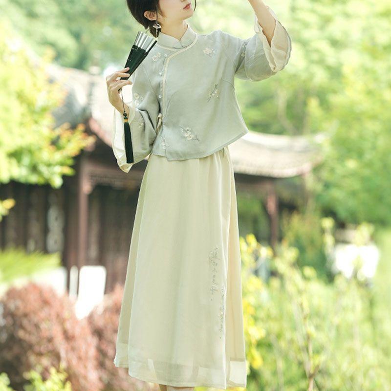 2025年新中式改良禅意茶服年轻款少女国风旗袍元素连衣裙夏两件套