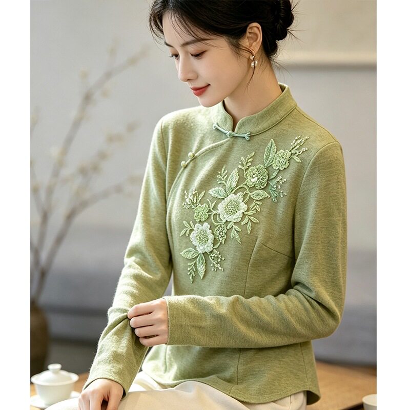 新中式国风套装女改良唐装2026秋季盘扣刺绣茶服白色阔腿裤两件套