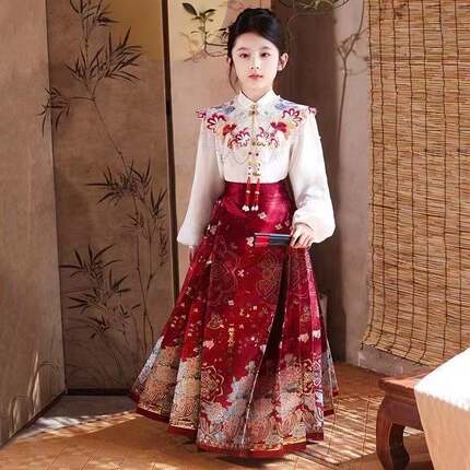 2025新款女童国风汉服亲子明制马面裙套装母女新中式春秋拜年服