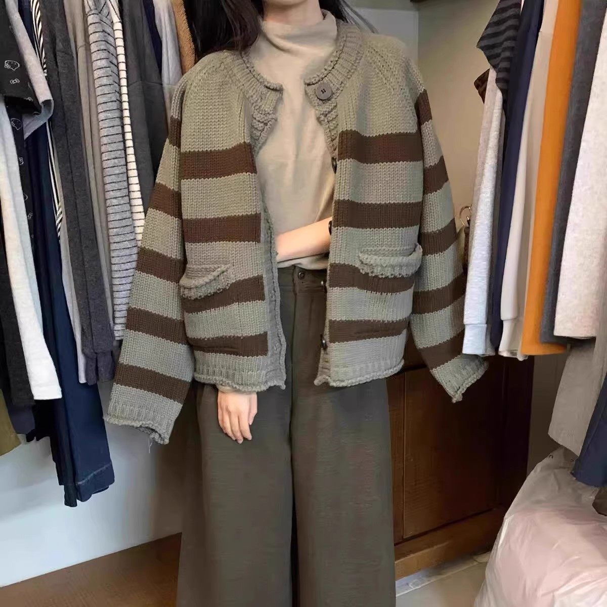 复古条纹宽松毛衣开衫外套女秋冬粗毛线慵懒风减龄软糯针织衫上衣