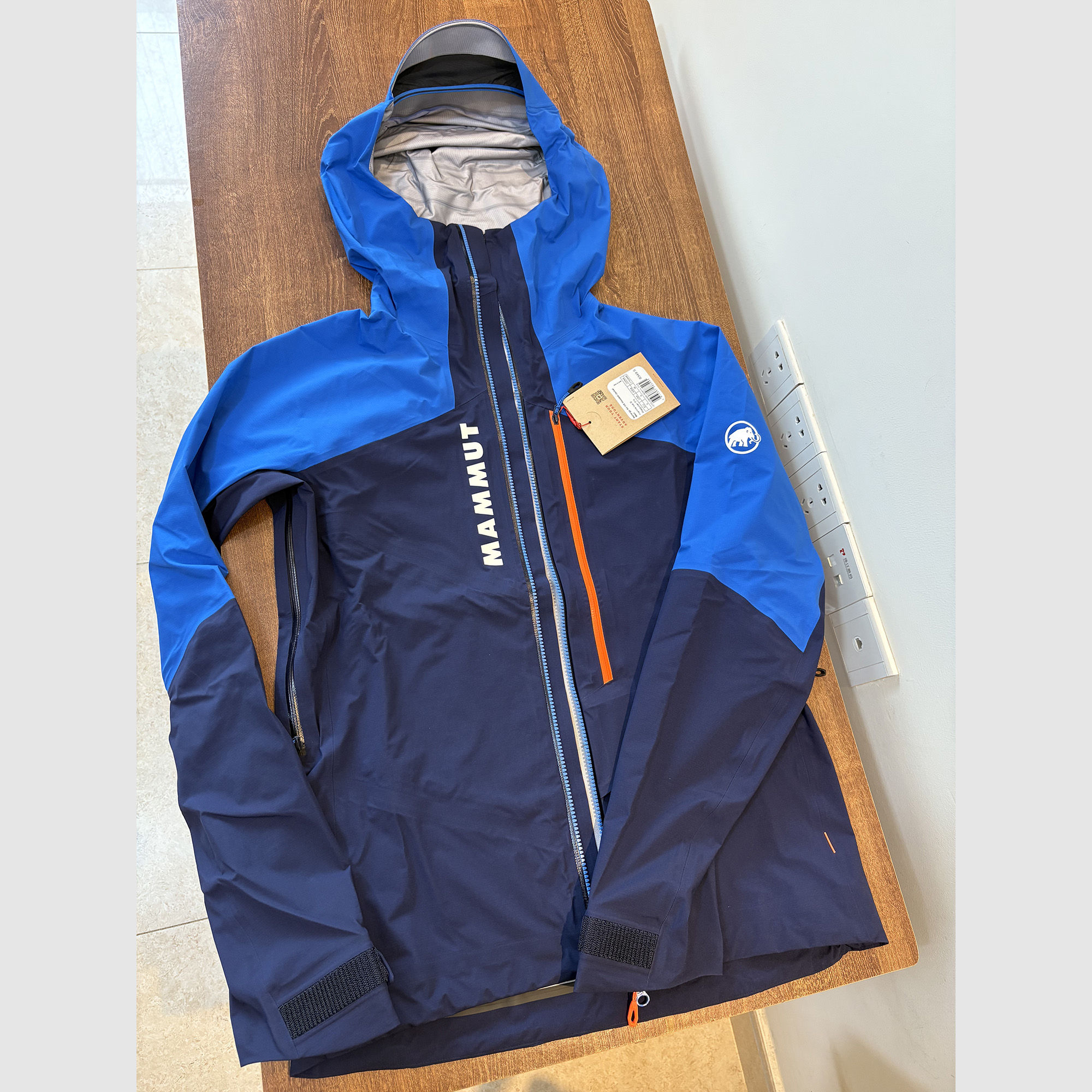 Mammut Aenergy Air HS Hooded Jacket Men 猛犸象男士硬壳