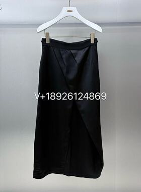 j↗03女装-J03春装24夏款专柜黑色短裙J420212291-899