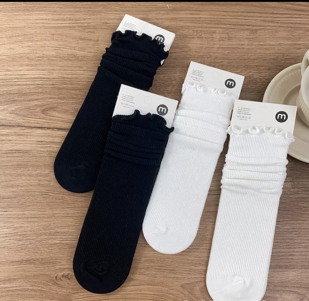 米若克秋款儿童中筒袜男女童小腿袜时尚潮童袜子条纹刺绣标直板袜