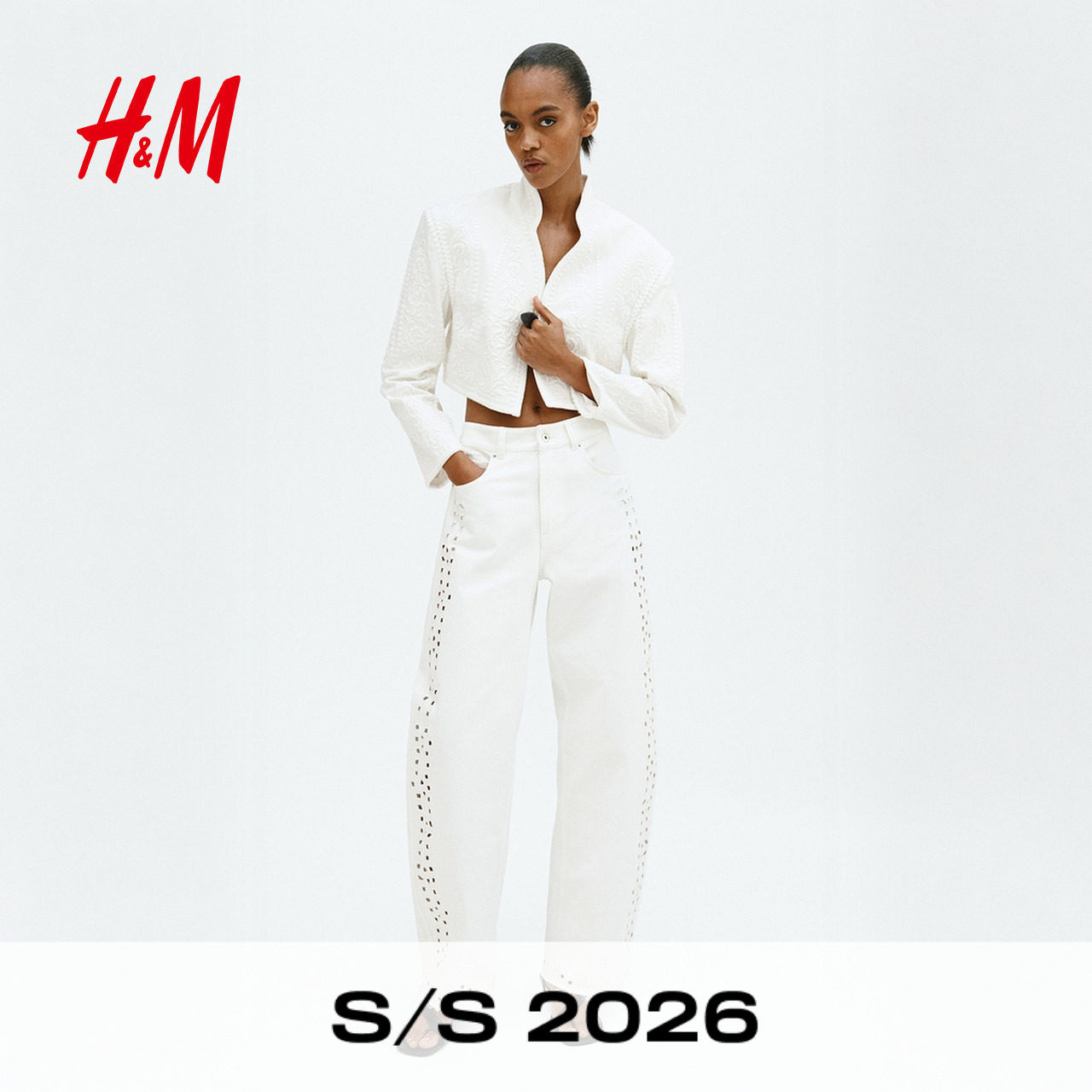 HM2026夏季新款女装镂空刺绣牛仔裤1334189