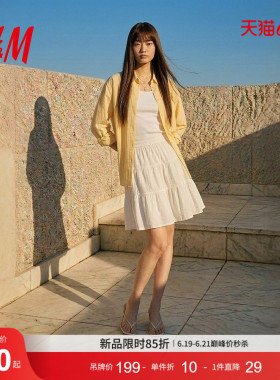 HM2026夏季新款女装白色减龄塔克褶蛋糕短裙1000135
