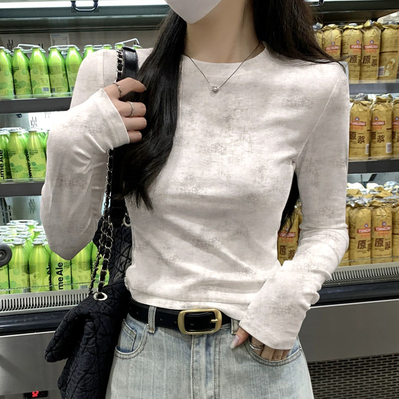 2026秋冬新款长袖t恤女扎染短款设计感小众修身显瘦上衣打底衫