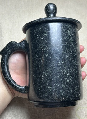 厂家供货天然麦饭石茶缸玉石主人杯直播供货原石大茶杯老版杯