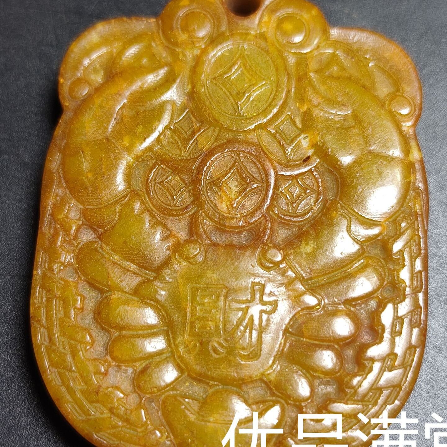 厂家批发仿古做旧工艺品岫玉雕刻八方来财佛牌多款方牌玉石吊坠