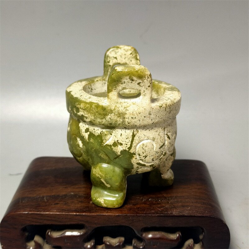 古玩杂项仿古做旧工艺品岫玉雕刻双耳三足雕花香炉玉鼎小香炉