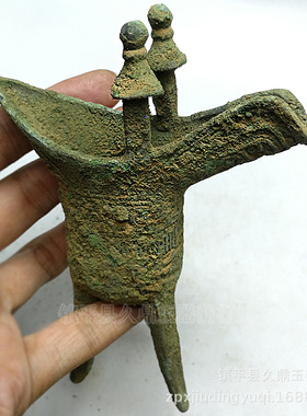 仿古做旧酒杯酒具青铜器摆件批发三脚杯古代酒樽道具家居办公摆件