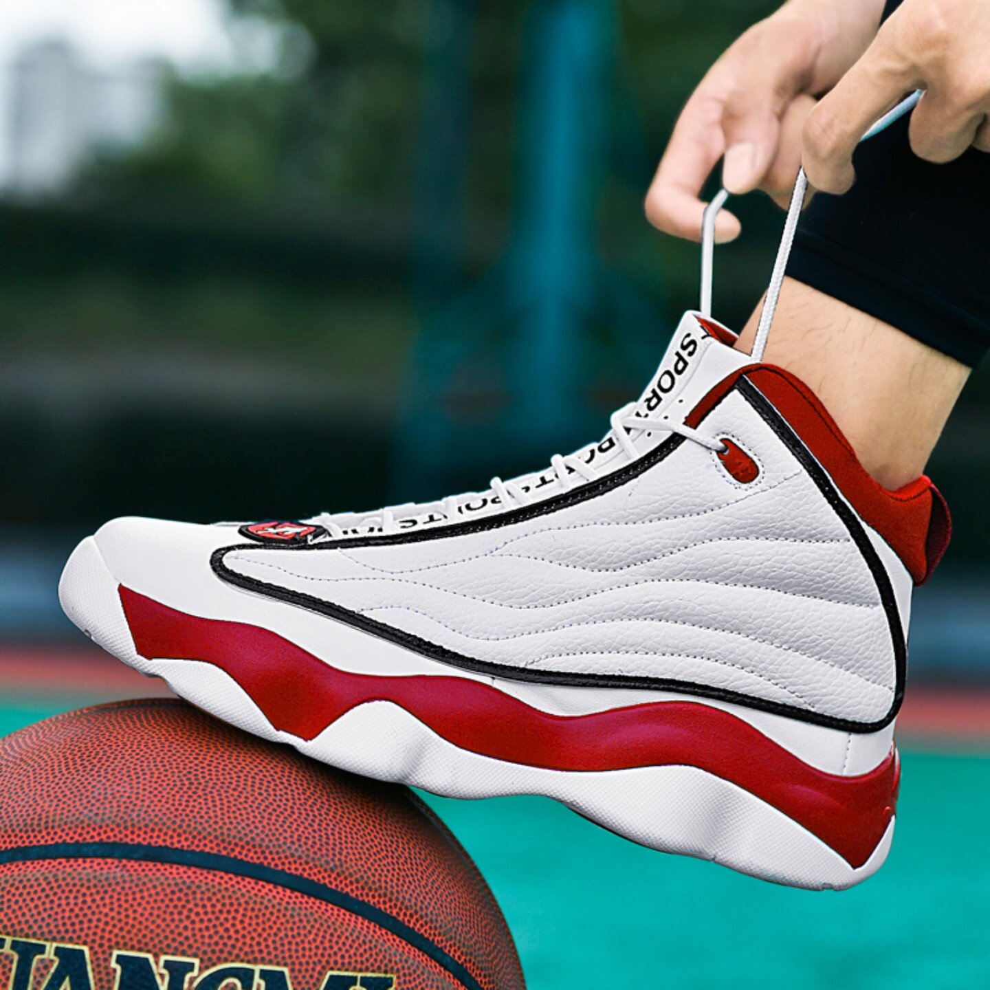 AJ13科比体育生篮球鞋詹姆斯实战运动鞋青少年皮面球鞋46大码4748