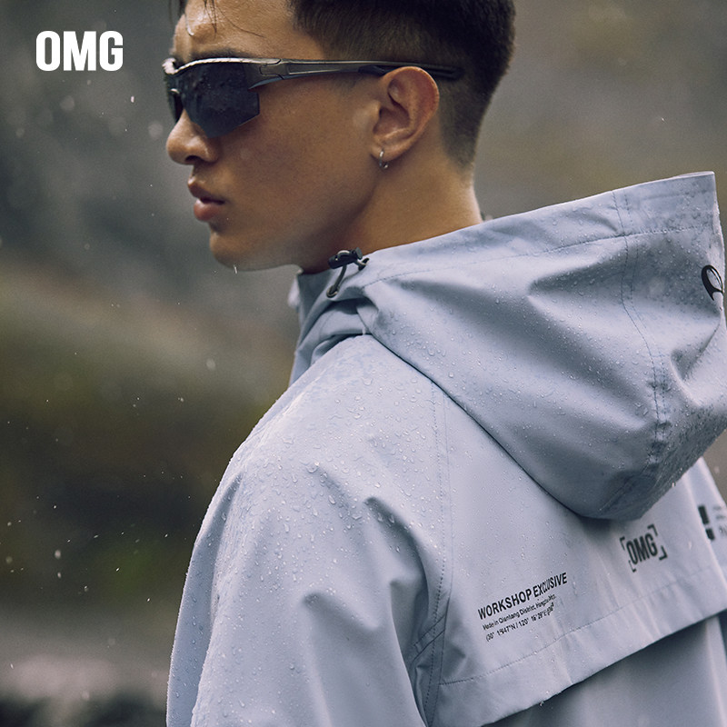 OMG运动 户外防风防雨春秋季三防登山服外套男连帽运动夹克情侣