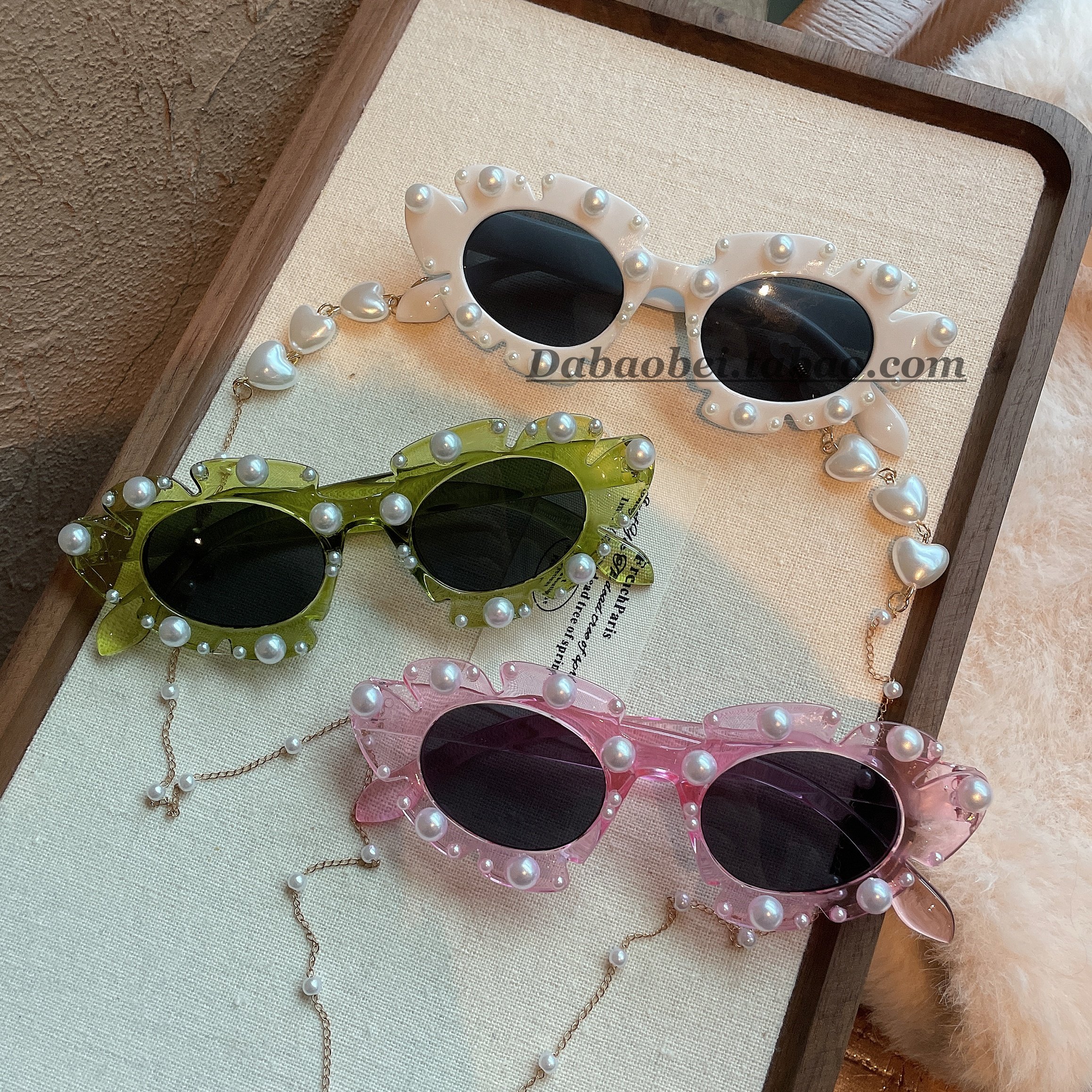 儿童眼镜复古风珍珠公主装饰女孩太阳镜小框防晒墨镜时尚宝宝墨镜,童装/婴儿装/亲子装,太阳镜,淘宝优惠券,粉丝福利购,淘宝优惠卷