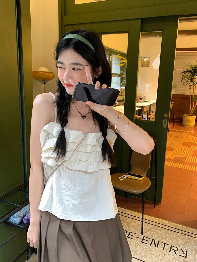 现货杏色褶皱甜辣吊带背心