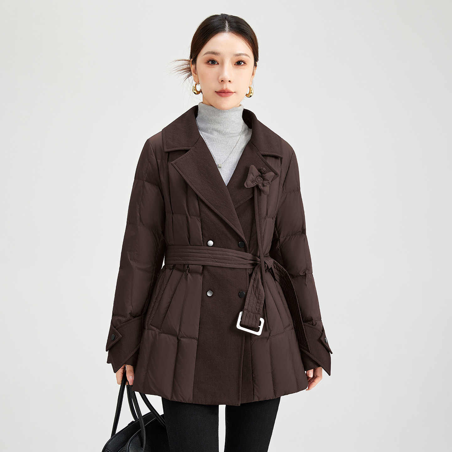 水墨佳人通勤90鹅绒三防面料中长款西装领胸针H型显瘦保暖羽绒服