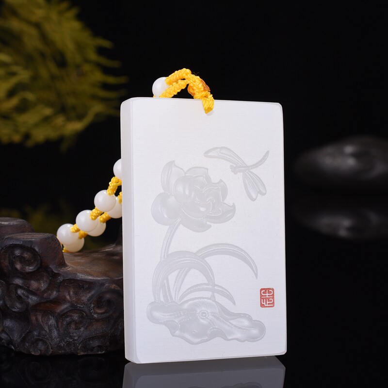 新疆和田玉羊脂白玉莲花玉牌玉坠男女款荷花牌子吊坠蜻蜓荷花挂件