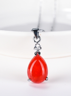 马来玉水滴形包边送礼物吊坠