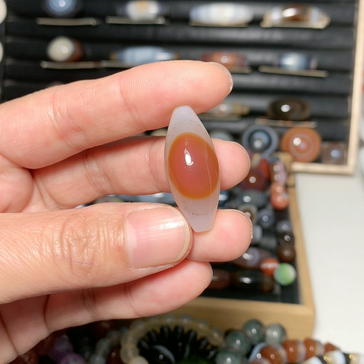 眼睛,珠宝/钻石/翡翠,颈饰,淘宝优惠券,粉丝福利购,淘宝优惠卷