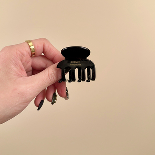 高级感黑色醋酸抓夹小号2024新款 高马尾发量少简约半扎发发夹女