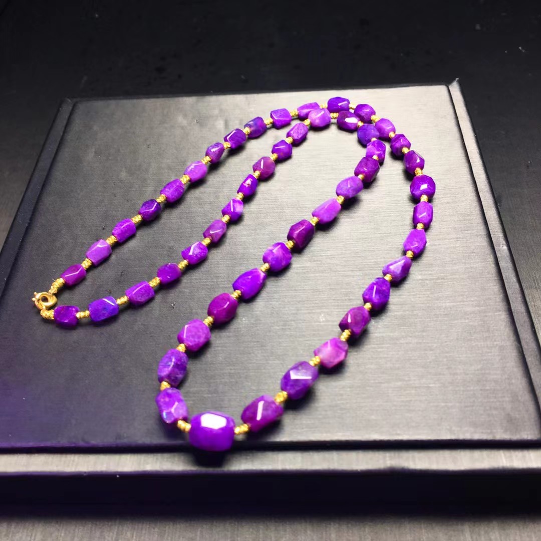 回收老油料舒俱来钻切面项链!搭配18K金扣头规格4-6mm!重11.1g