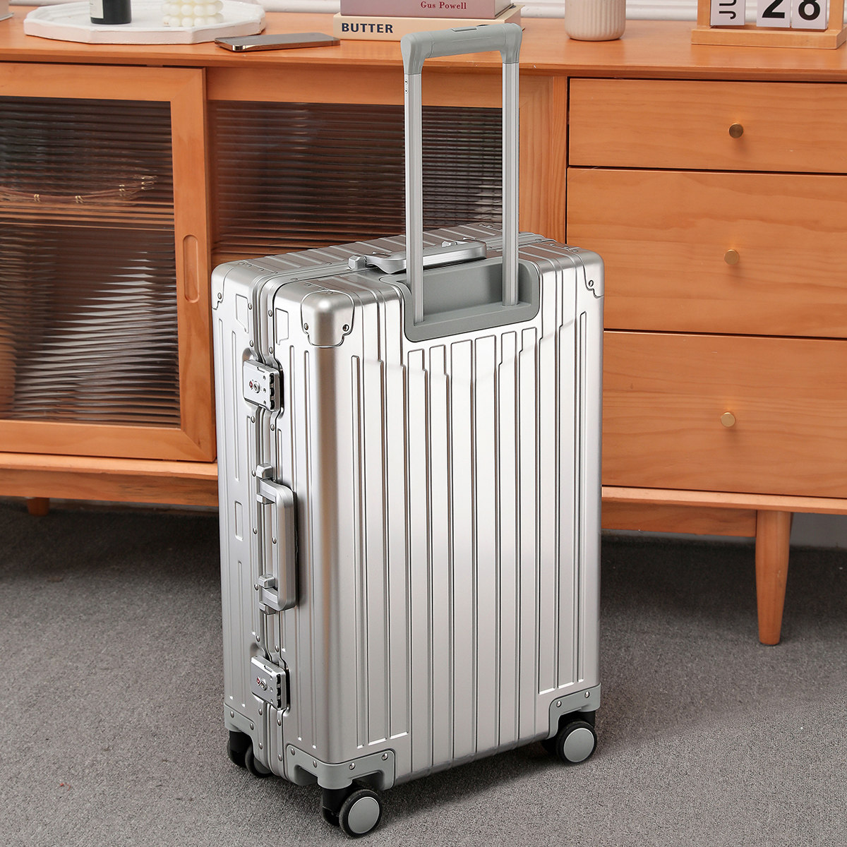 御旅新款铝镁合金行李箱万向轮商务男女拉杆箱20 24寸旅行箱硬箱