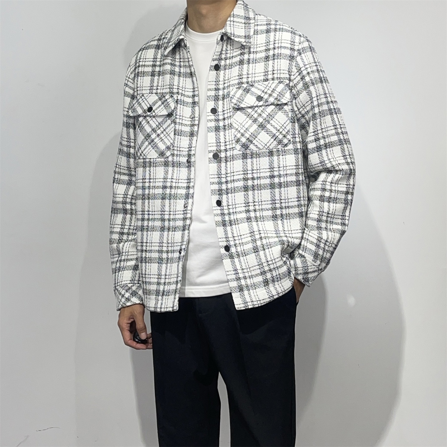 高端系秋冬季小香风黑白格纹加厚衬衫式夹克衫 合身翻领棉衣外套