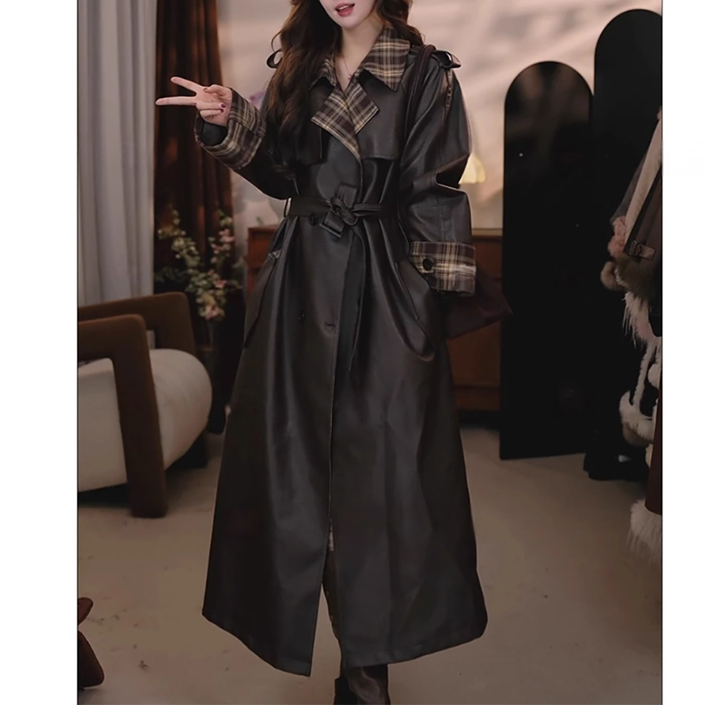 格子拼接中长款皮风衣皮衣女2025