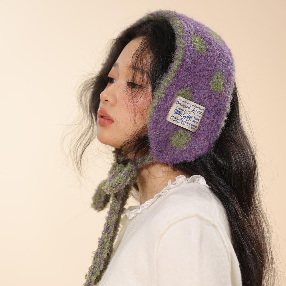 可爱波点羊羔毛系带耳罩女冬季保暖百搭显脸小针织护耳毛线帽子潮