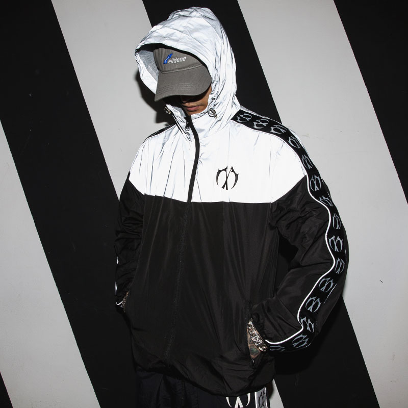 MIRACLEKILLxFCMK专业足球系列双刀串标防风休闲户外防晒连帽外套